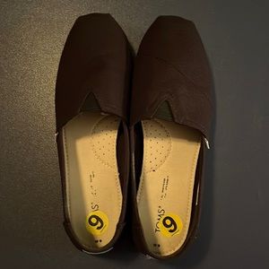 Black Toms Classic Shoe Size 9